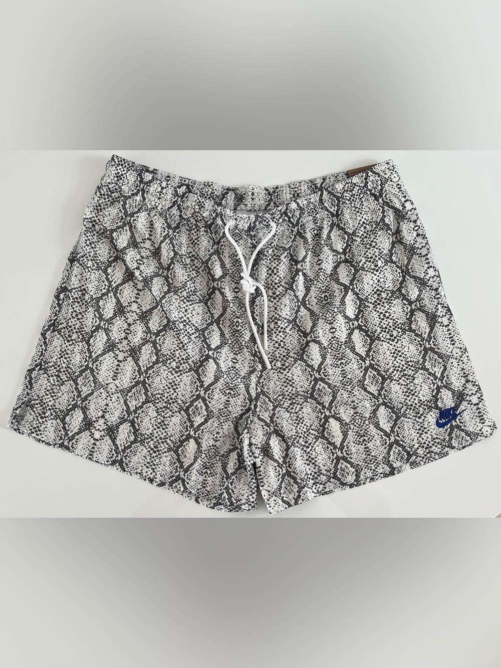 Nike Snake Print Basketball Mesh Shorts Sail White Men’s Sz XXL IB8242-133
